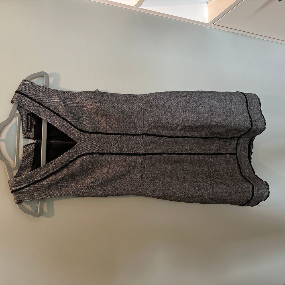 Banana Republic Womens Sheath Dress Size 6 Grey Black Sleeveless V Neck